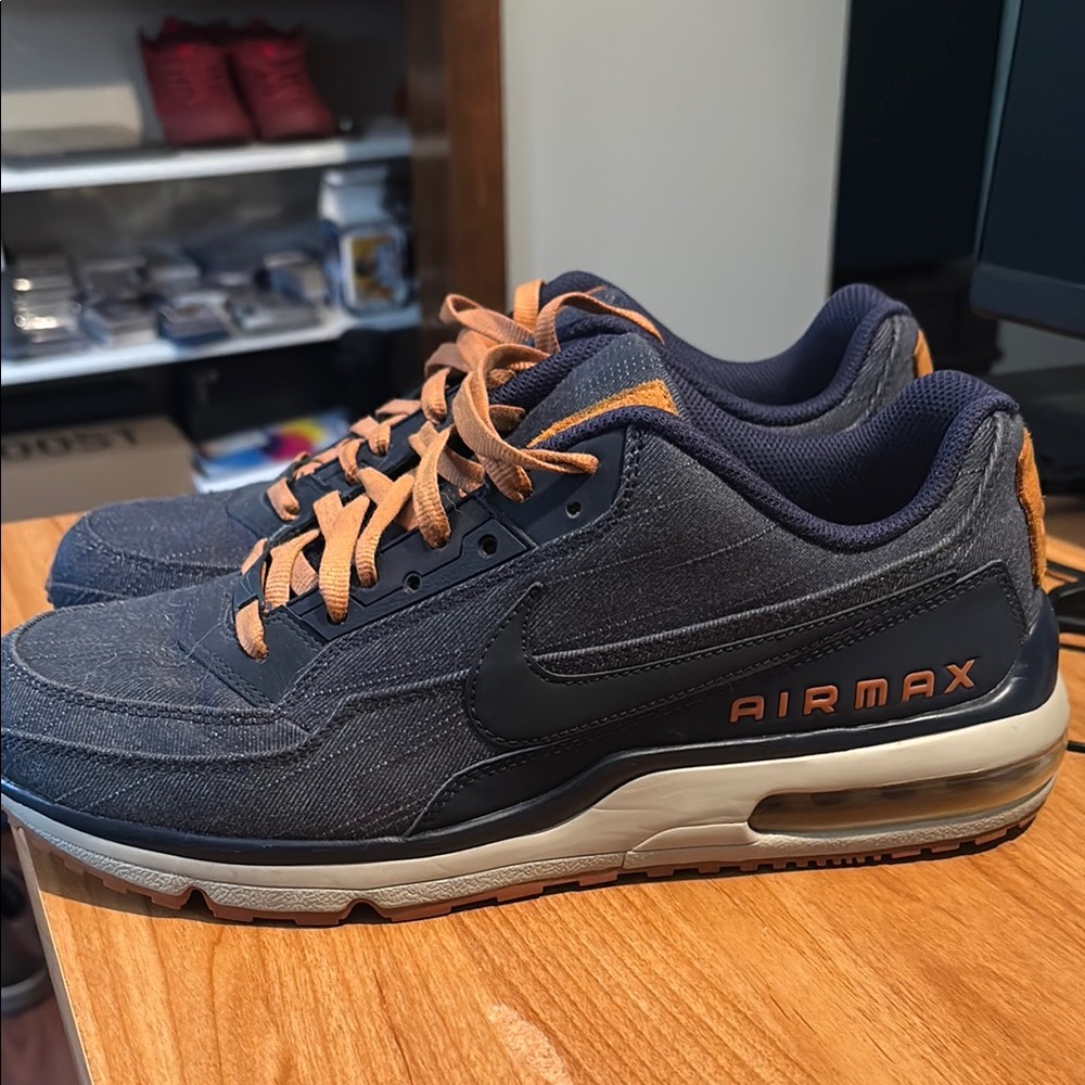 Nike Blue and Orange Sneakers with Air Max Cushioning